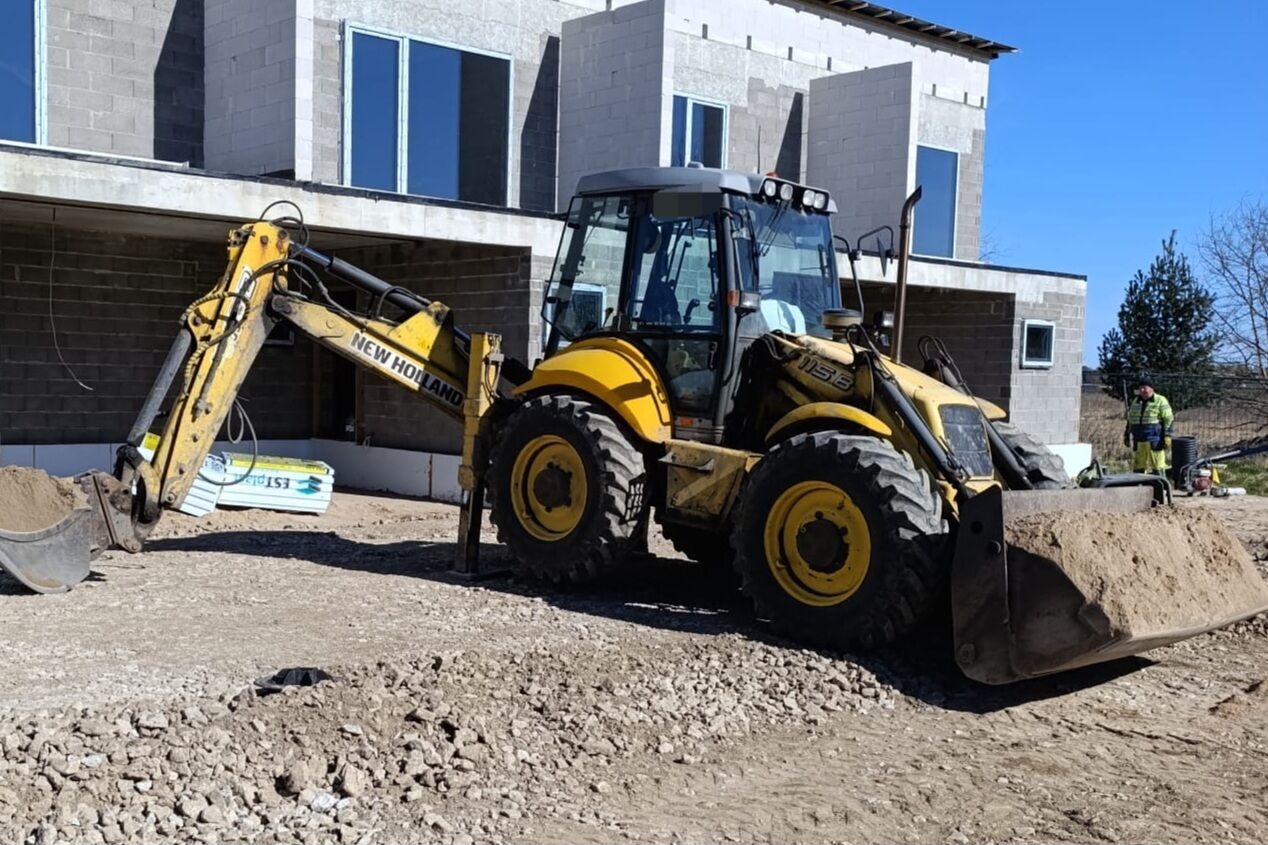 Baggerlader NEW HOLLAND LB115- Photo 5