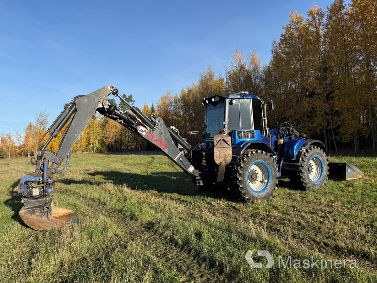 Baggerlader Traktorgrävare Huddig 1260B med redskap- Photo 3